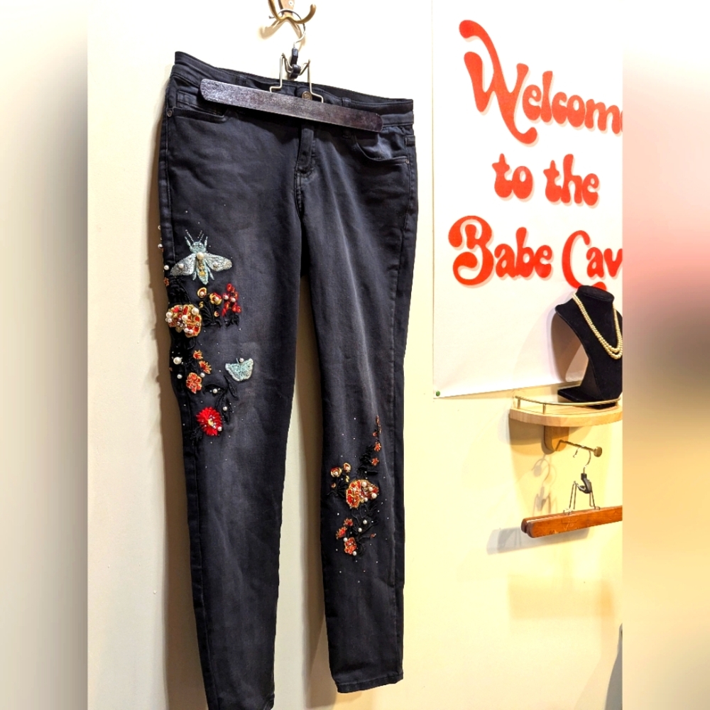 Totally 90s Bebe Black Skinny Jeans with Floral Embroideryy